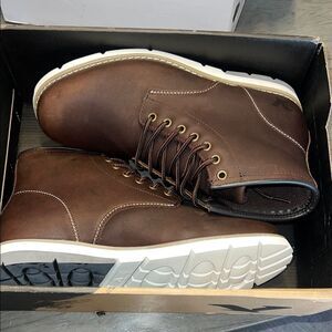 Men's Rugged Brown Leather Boots